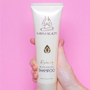 NWT - Replenishing Biotin Infused Shampoo